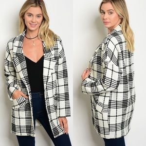 GlamVault Plaid Jacket Size Small NWT